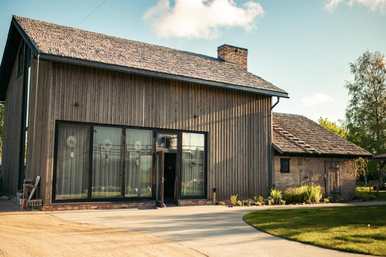 Apartamenti Vejdzirnavas Ventspils Exteriör bild