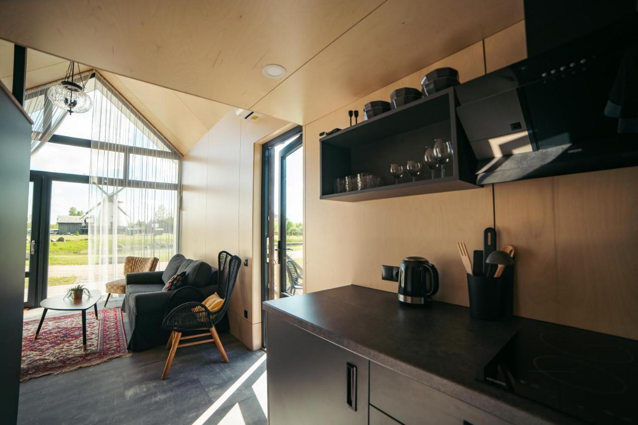 Apartamenti Vejdzirnavas Ventspils Exteriör bild