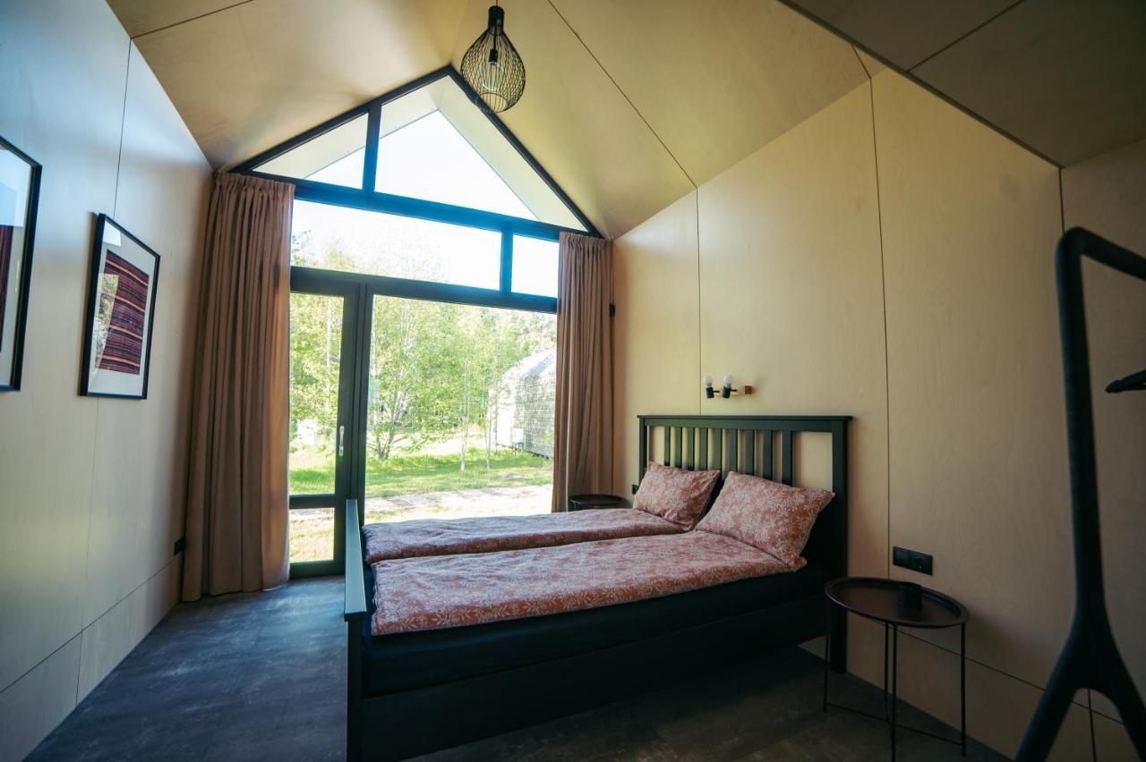 Apartamenti Vejdzirnavas Ventspils Exteriör bild