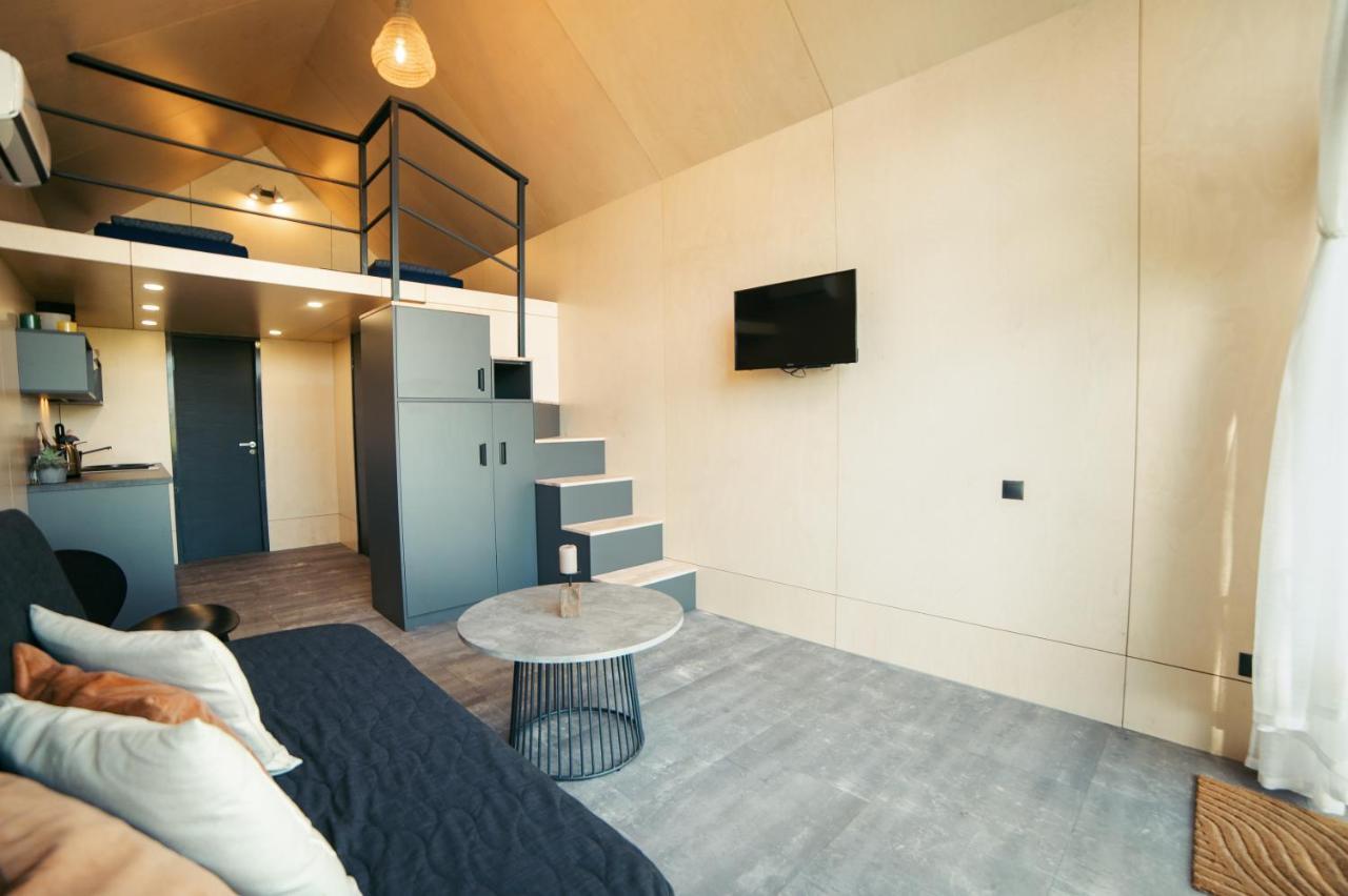 Apartamenti Vejdzirnavas Ventspils Exteriör bild